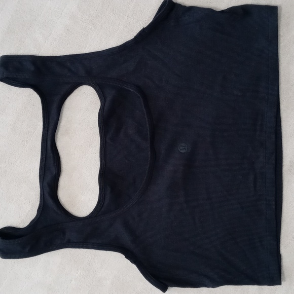 Cut out Crop - Picture 4 of 7